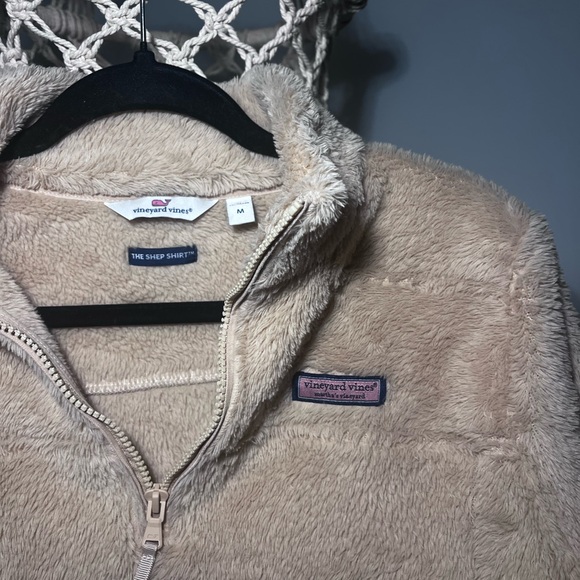Vineyard Vines - The Sherp Shirt - Medium / Beige Sherpa Pullover - Picture 3 of 6